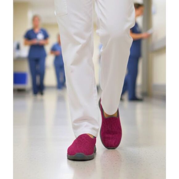 Vionic Sneakers Pink Agile Hydra Active Slip-On Orthotic Arch Support Shoes 7.5M - Picture 10 of 10